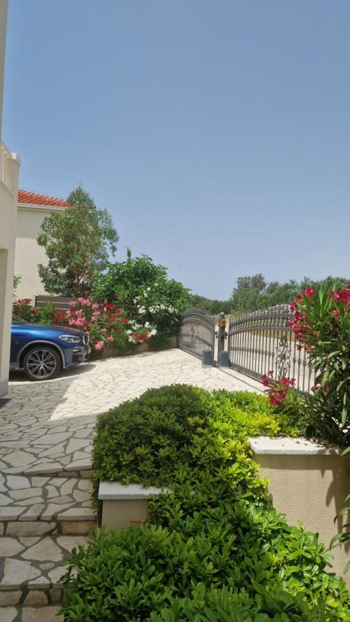Maneni Villa Rogoznica  Luaran gambar