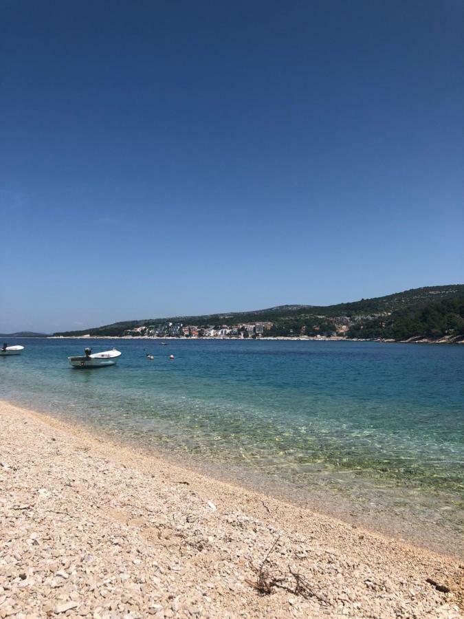 Maneni Villa Rogoznica  Luaran gambar